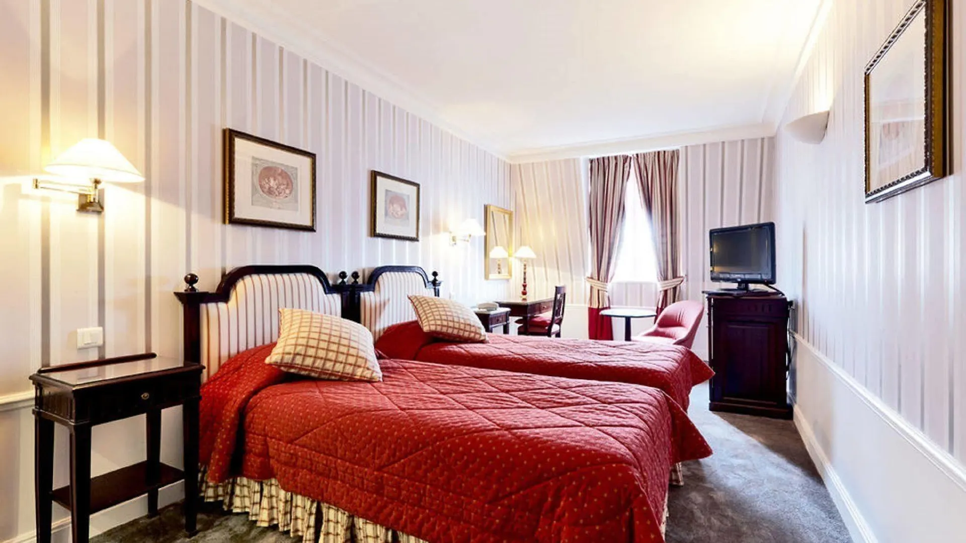 Golden Tulip Washington Opera Hotel 4*