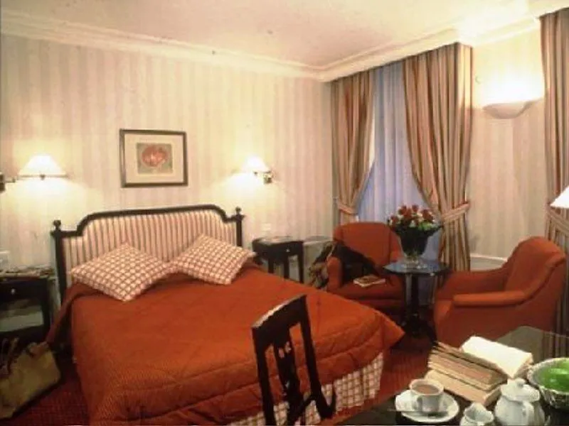 Golden Tulip Washington Opera Ξενοδοχείο 4*